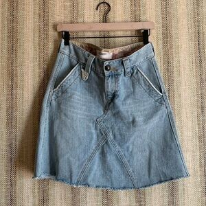 Levi’s 504 Slouch Skirt Vintage Size 5 Denim Stretch Blue Cotton Classic Skirt